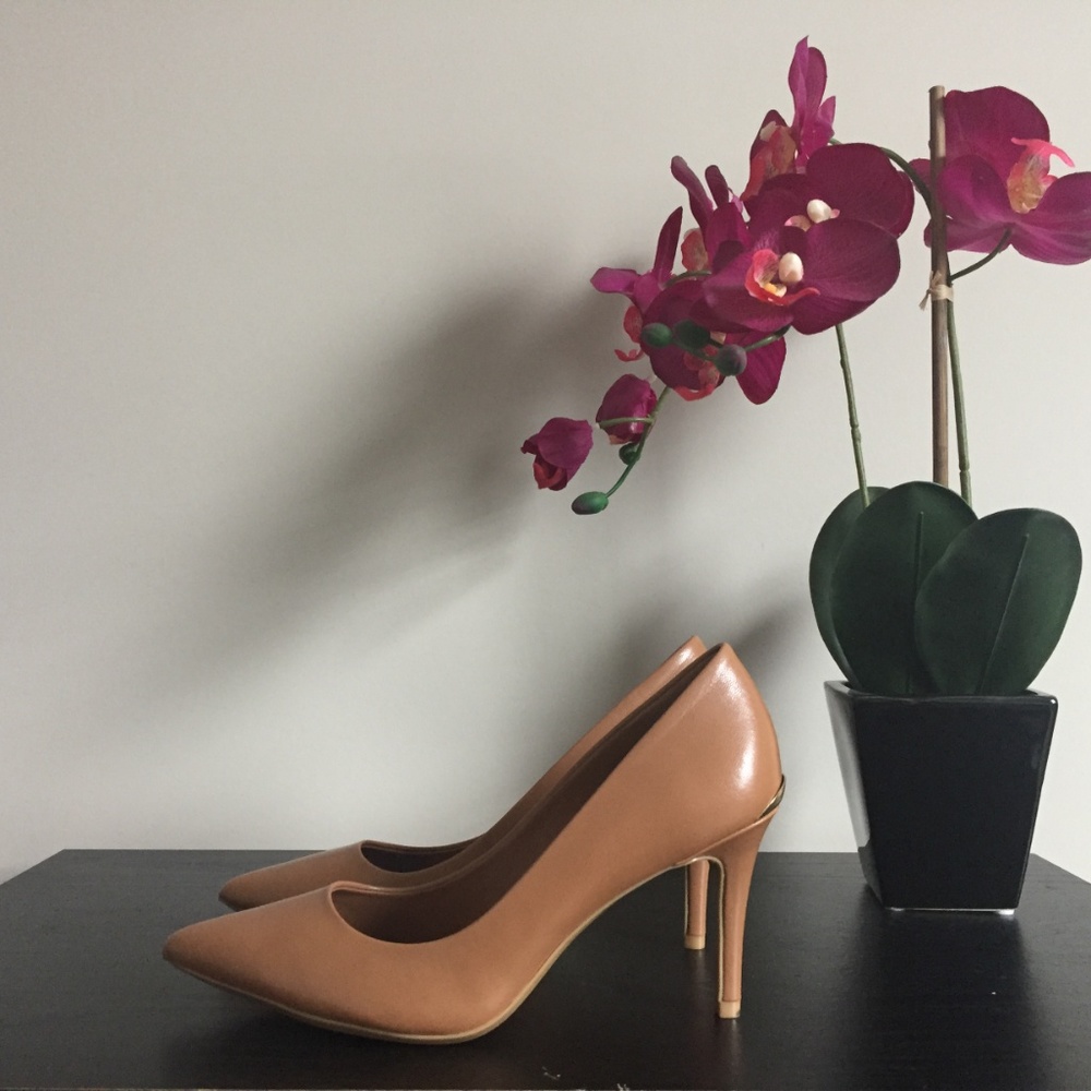 Work - Calvin Klein Tan Carmel Brown Pumps, S6.5